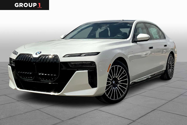 2025 BMW 7 Series 750e xDrive