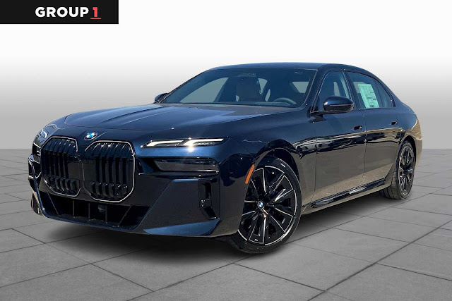 2025 BMW 7 Series 740i