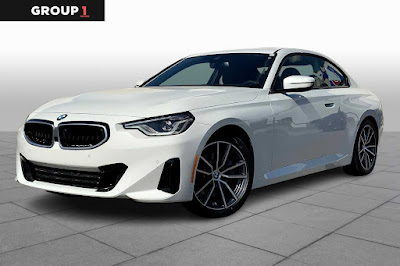 2025 BMW 230i