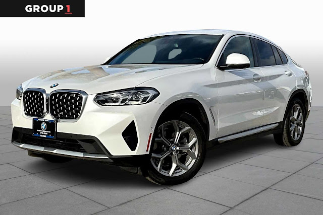2024 BMW X4 xDrive30i