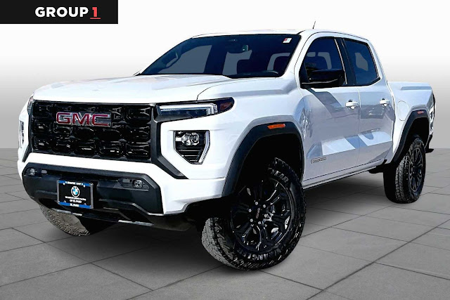 2025 GMC Canyon 2WD Elevation