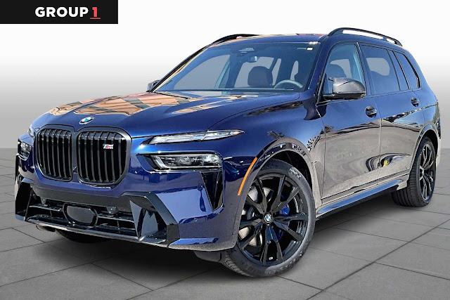 2026 BMW X7 M60i M60i