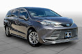 2023 Toyota Sienna LE