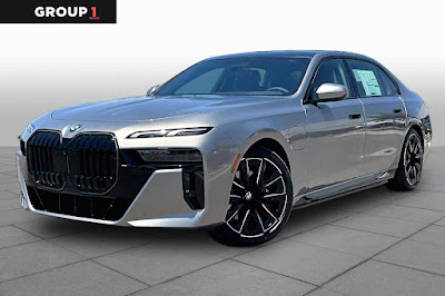 2026 BMW 750e xDrive