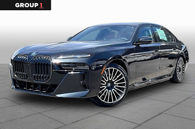 2026 BMW 750e xDrive